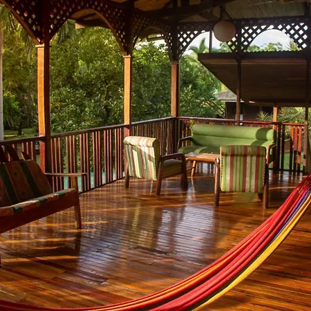 Casa Heliconia - Spacious, Big Garden, Close To The Beach Puerto Viejo de Talamanca Exterior photo