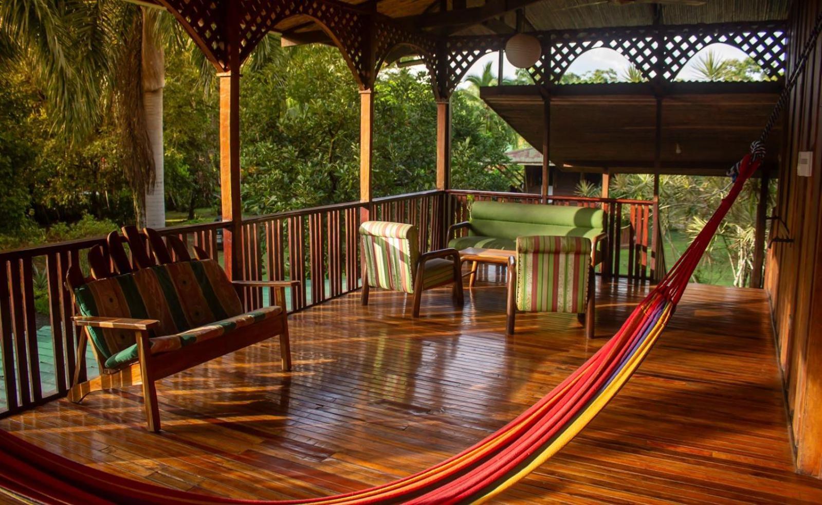Holiday home Casa Heliconia - Spacious, Big Garden, Close To The